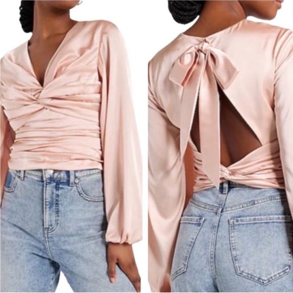 NWT Express Satin Ruched Twist Front Open Back/Bow Side Zip Blouse Top Peach S - Picture 2 of 9